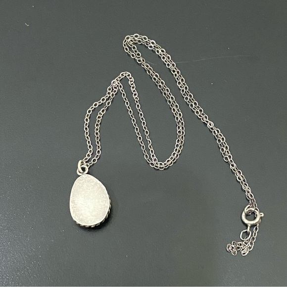 Vintage Native American Sterling Silver Mother Of Pearl Teardrop Pendant Necklac - Picture 9 of 15